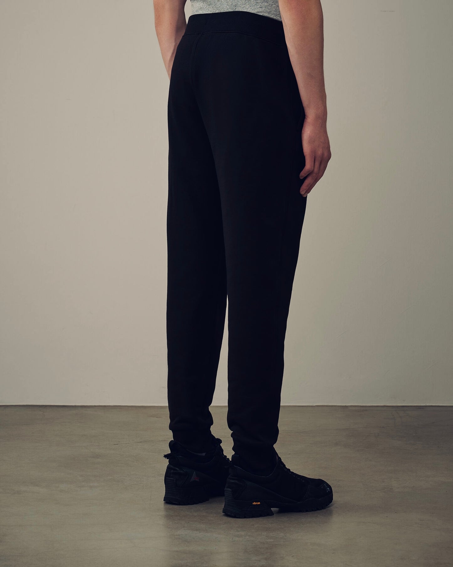 PANTALON DE SURVETEMENT CARGO - NOIR