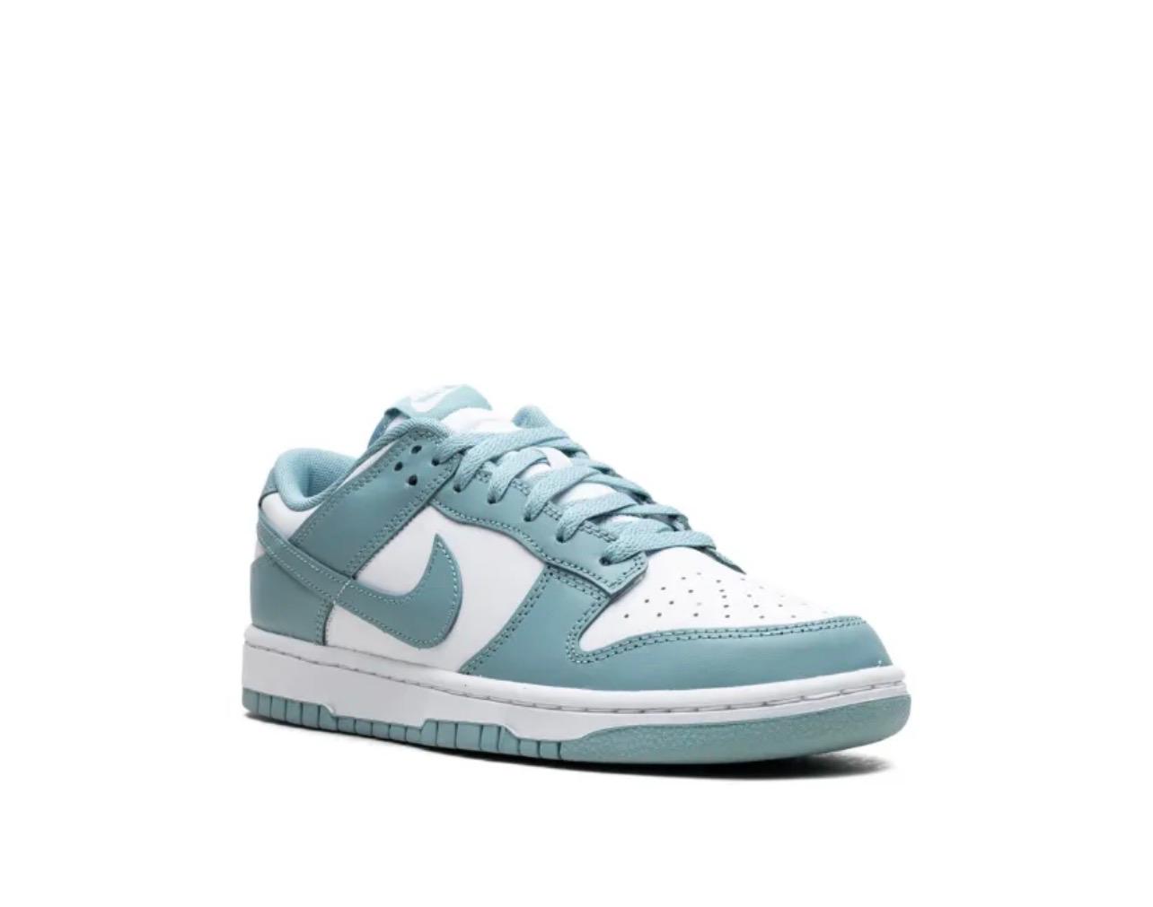 Nike Dunk Low Bleu ciel & Blanc
