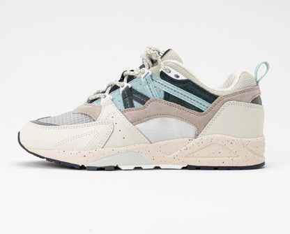 Karhu Fusion 2.0 – White / Surf Spray