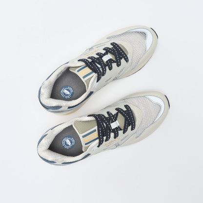 KARHU LEGACY 96 – LILY WHITE/ TRANSPARENT